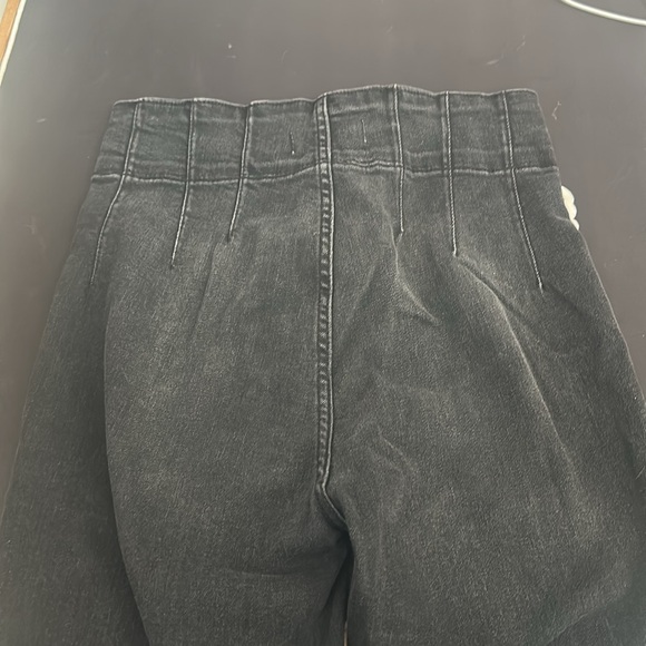 We The Free Black Bell Bottom Jeans Size 29 EUC - Picture 5 of 12